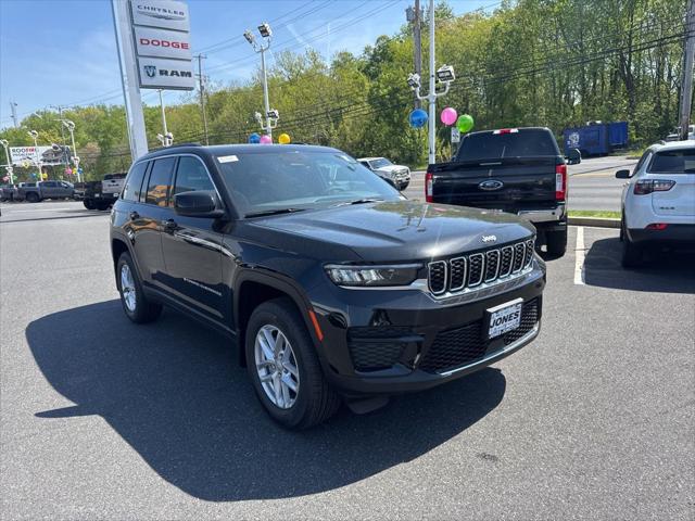 2026 Jeep Grand Cherokee GRAND CHEROKEE LAREDO X 4X4