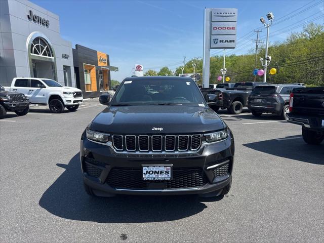 2026 Jeep Grand Cherokee GRAND CHEROKEE LAREDO X 4X4