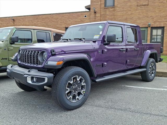2026 Jeep Gladiator GLADIATOR SAHARA 4X4