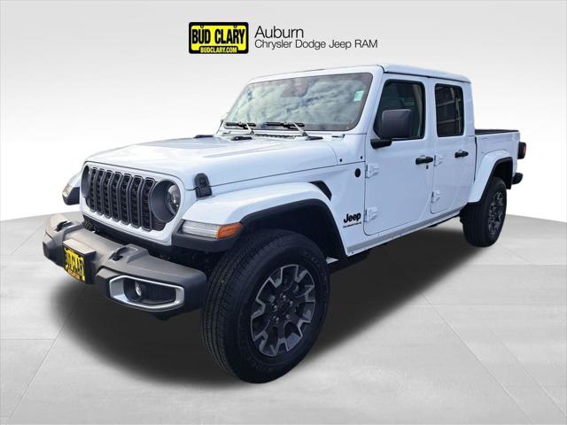 2026 Jeep Gladiator GLADIATOR SAHARA 4X4