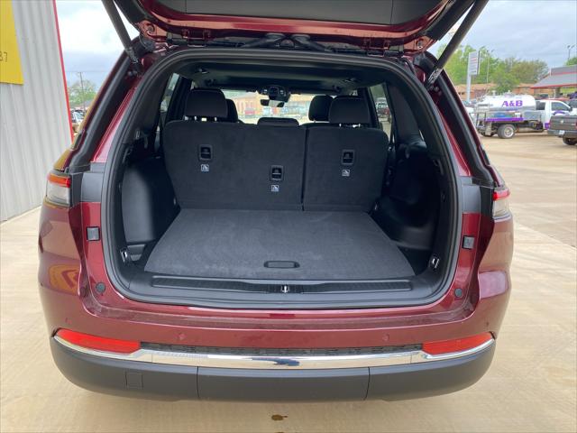 2026 Jeep Grand Cherokee Altitude 4x4