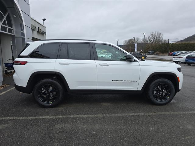 2026 Jeep Grand Cherokee GRAND CHEROKEE LAREDO ALTITUDE 4X4 2026 Jeep Grand Cherokee GRAND CHEROKEE LAREDO ALTITUDE 4X4