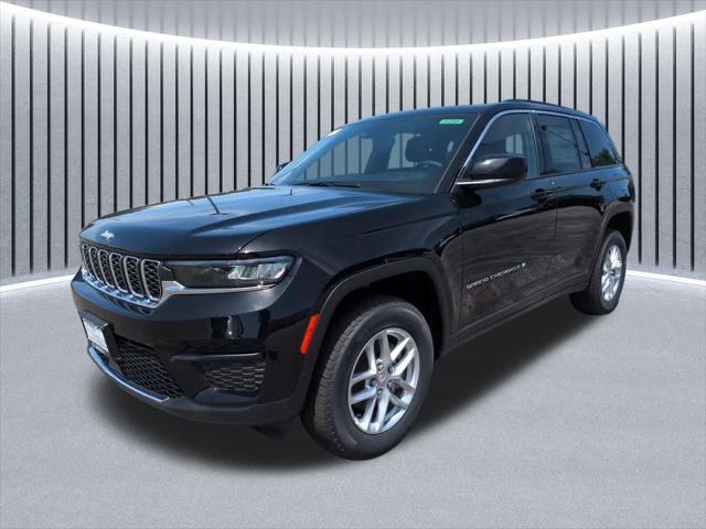 2026 Jeep Grand Cherokee GRAND CHEROKEE LAREDO X 4X4