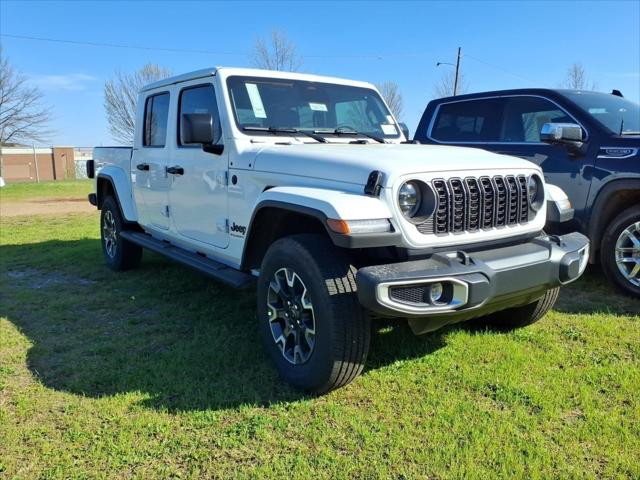 2026 Jeep Gladiator GLADIATOR SAHARA 4X4