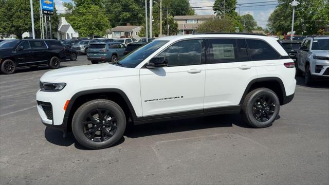 2026 Jeep Grand Cherokee Altitude 4x4