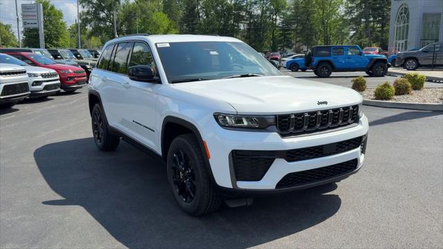 2026 Jeep Grand Cherokee Altitude 4x4