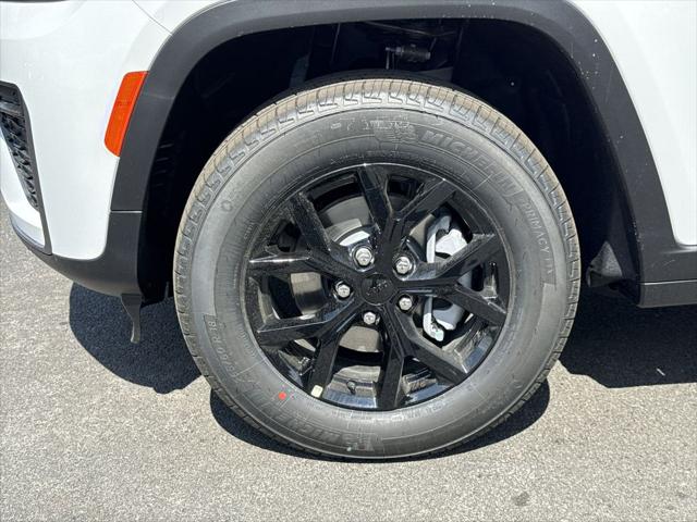 2026 Jeep Grand Cherokee Altitude 4x4