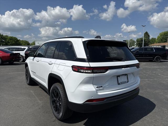 2026 Jeep Grand Cherokee Altitude 4x4