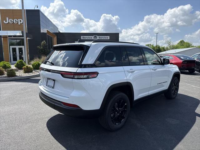 2026 Jeep Grand Cherokee Altitude 4x4
