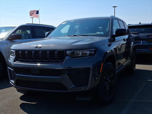 2026 Jeep Grand Cherokee GRAND CHEROKEE LAREDO ALTITUDE 4X4
