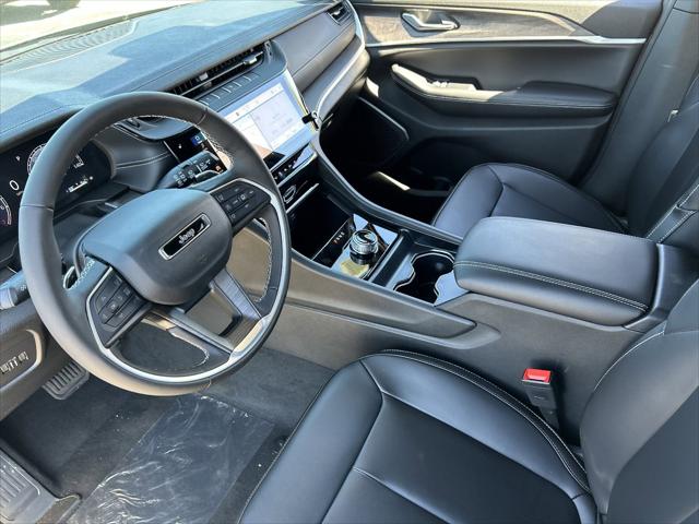 2026 Jeep Grand Cherokee Limited 4x2