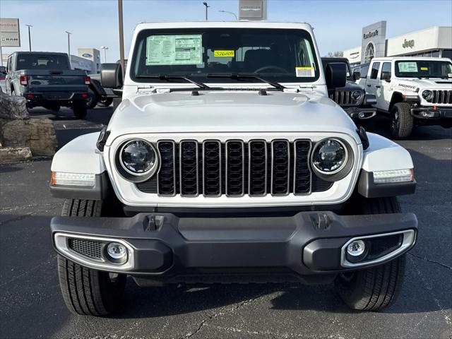 2026 Jeep Gladiator GLADIATOR SAHARA 4X4