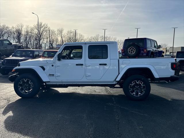 2026 Jeep Gladiator GLADIATOR SAHARA 4X4