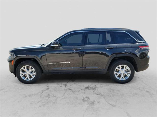 2026 Jeep Grand Cherokee GRAND CHEROKEE LAREDO X 4X4
