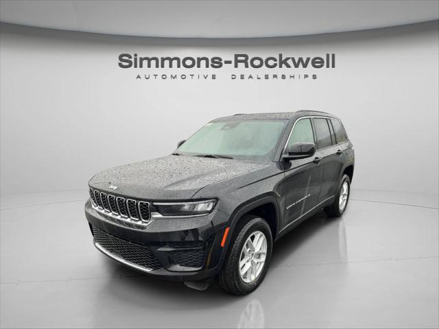 2026 Jeep Grand Cherokee GRAND CHEROKEE LAREDO X 4X4
