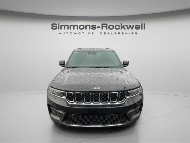 2026 Jeep Grand Cherokee GRAND CHEROKEE LAREDO X 4X4