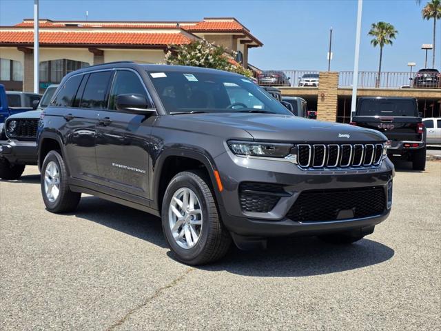 2026 Jeep Grand Cherokee GRAND CHEROKEE LAREDO X 4X2