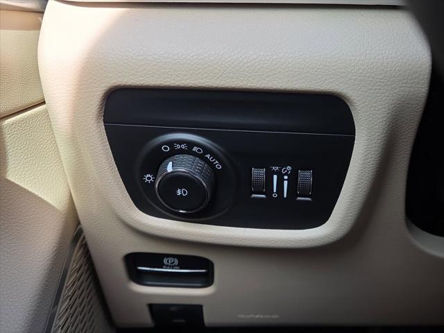2026 Jeep Grand Cherokee Limited 4x2