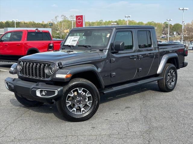 2026 Jeep Gladiator GLADIATOR SAHARA 4X4