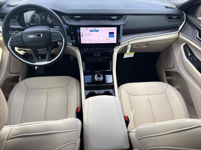 2026 Jeep Grand Cherokee Limited 4x2