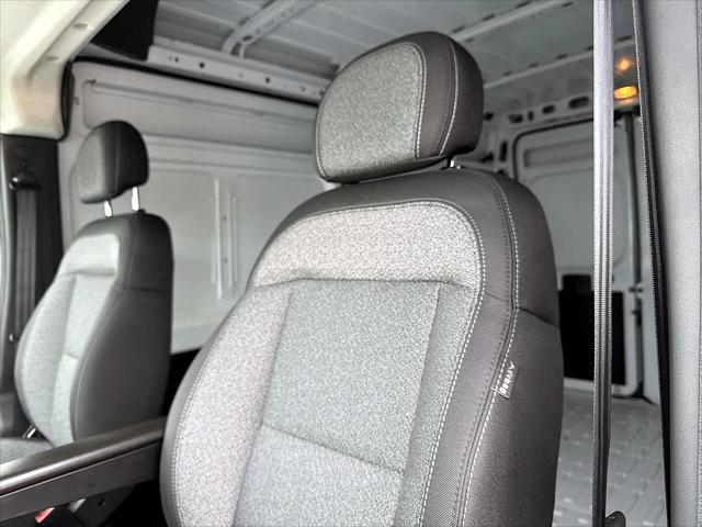 2026 Ram ProMaster Cargo Van Tradesman High Roof 136" WB w/Pass Seat