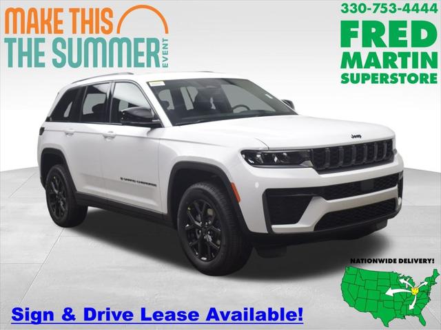 2026 Jeep Grand Cherokee GRAND CHEROKEE LAREDO ALTITUDE 4X4 2026 Jeep Grand Cherokee GRAND CHEROKEE LAREDO ALTITUDE 4X4