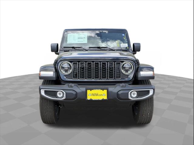 2026 Jeep Gladiator GLADIATOR SAHARA 4X4