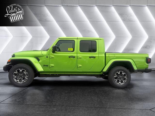 2026 Jeep Gladiator GLADIATOR SAHARA 4X4