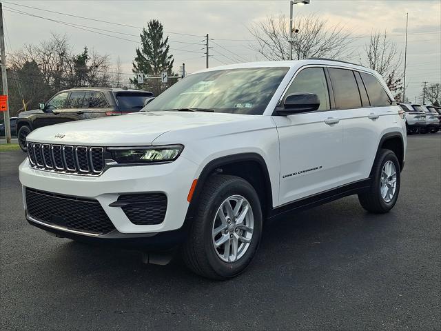 2026 Jeep Grand Cherokee GRAND CHEROKEE LAREDO X 4X4