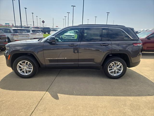 2026 Jeep Grand Cherokee GRAND CHEROKEE LAREDO X 4X4