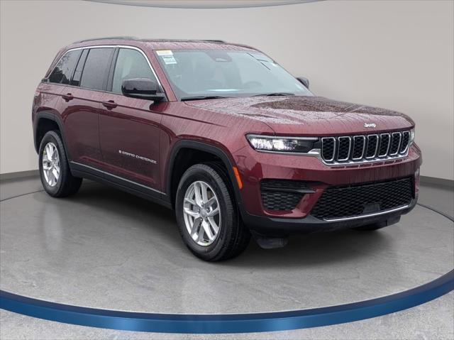 2026 Jeep Grand Cherokee GRAND CHEROKEE LAREDO X 4X4