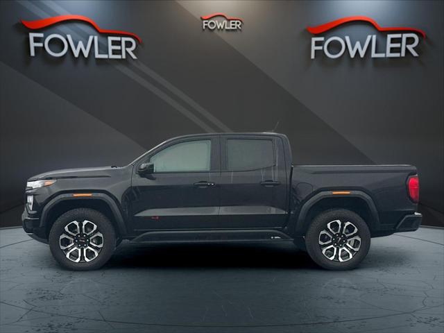 2025 GMC Canyon 4WD AT4