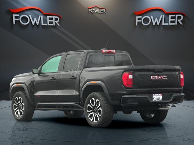 2025 GMC Canyon 4WD AT4