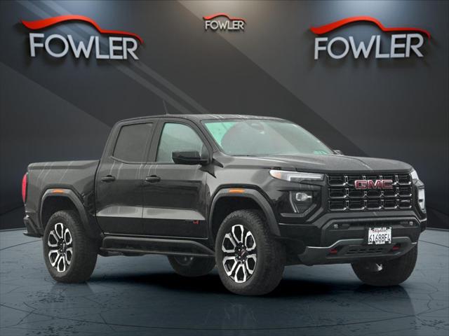 2025 GMC Canyon 4WD AT4