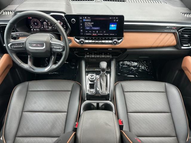 2025 GMC Canyon 4WD AT4