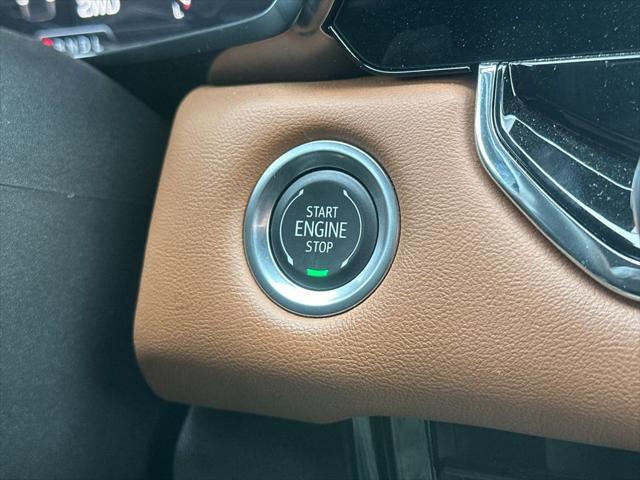 2025 GMC Canyon 4WD AT4