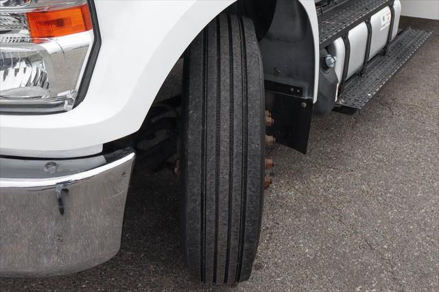 2016 Ford F-650 Base