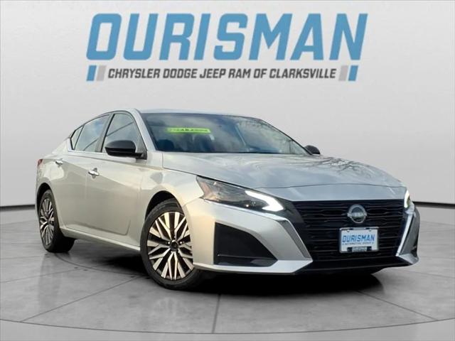 2024 Nissan Altima SV FWD