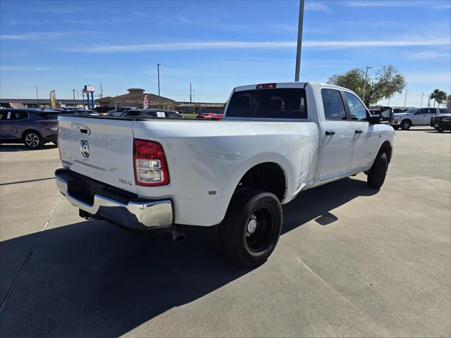 2023 RAM 3500 Big Horn Crew Cab 4x4 8 Box