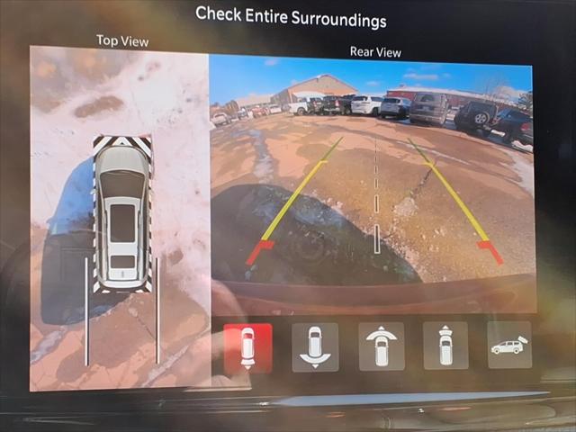 2026 Chrysler Pacifica Select AWD