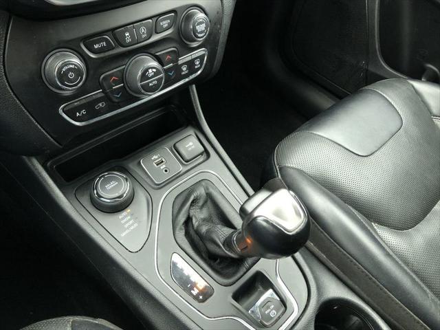 2022 Jeep Cherokee Latitude Lux 4x4