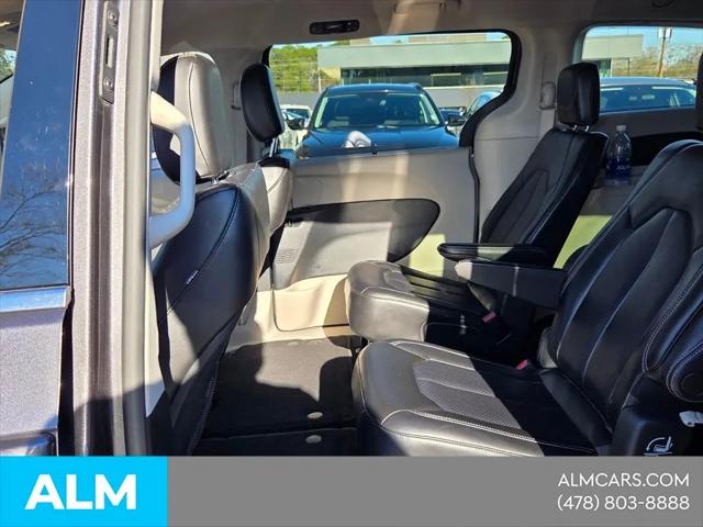 2023 Chrysler Pacifica Touring L