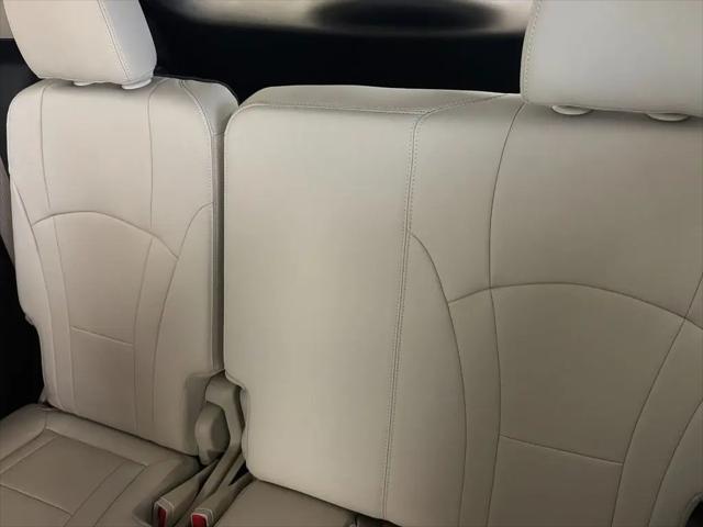 2024 Buick Enclave Essence AWD