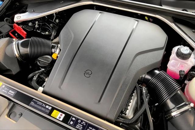 2026 Land Rover Range Rover Sport P635 SV