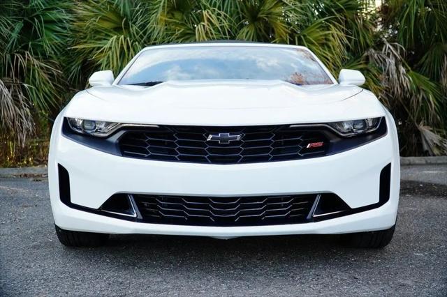 2022 Chevrolet Camaro RWD Convertible 2LT