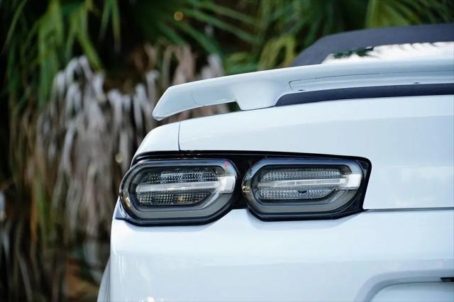 2022 Chevrolet Camaro RWD Convertible 2LT