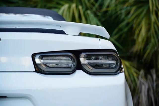 2022 Chevrolet Camaro RWD Convertible 2LT