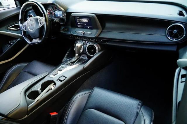 2022 Chevrolet Camaro RWD Convertible 2LT