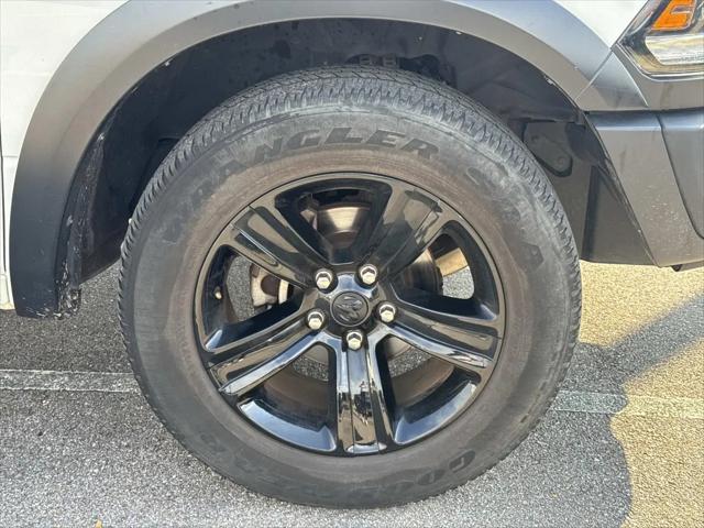 2024 Ram 1500 Classic Warlock Crew Cab 4x2 5'7" Box