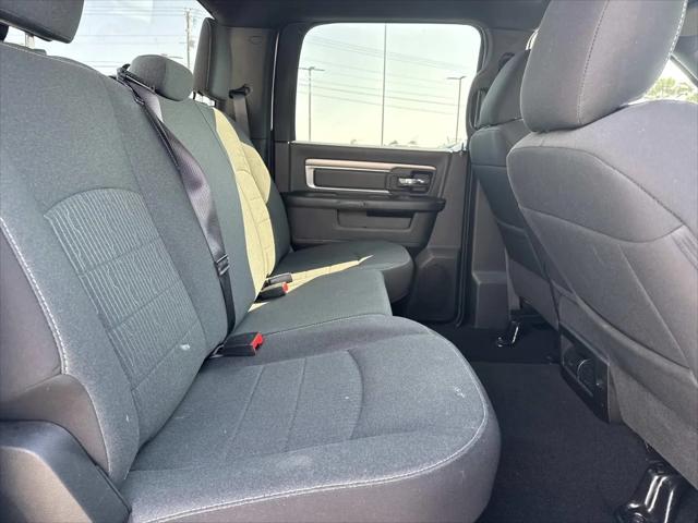 2024 Ram 1500 Classic Warlock Crew Cab 4x2 5'7" Box